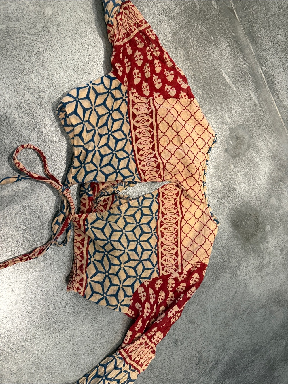 Stoned Immaculate Red, Blue & Cream Printed Tie-Front Crop Top - Picture 3 of 3